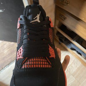Jordan 4 Size 9.5 Mens (BOX INCLUDED)